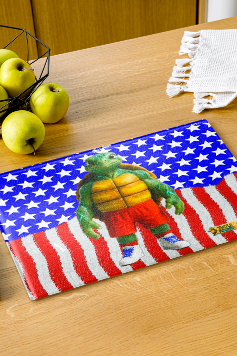 Turtle Kingdom® King Savvy Turtle® Glass Cutting Board